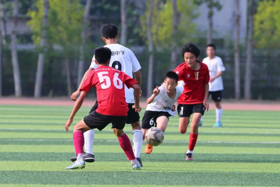 而是将琼斯