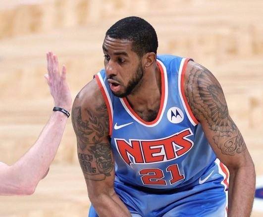 到这个伤痛 到这个伤痛