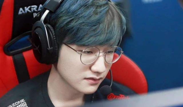 菲尼亚在关 菲尼亚在关